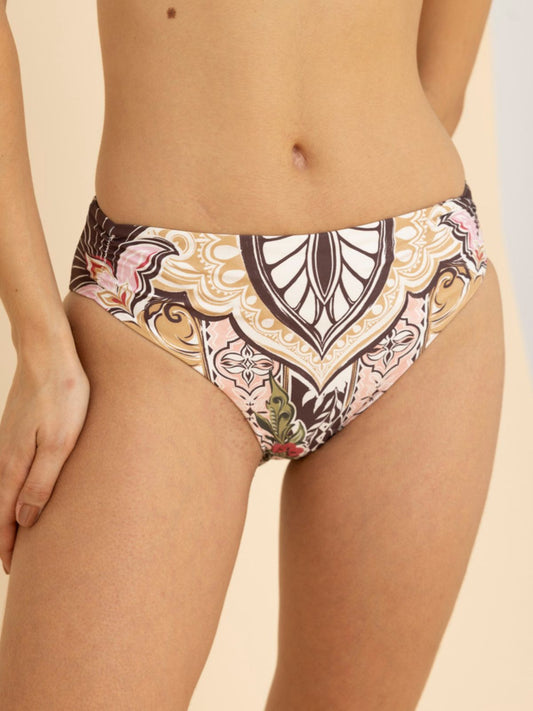 Vista frontal del panty de bikini Eloisa